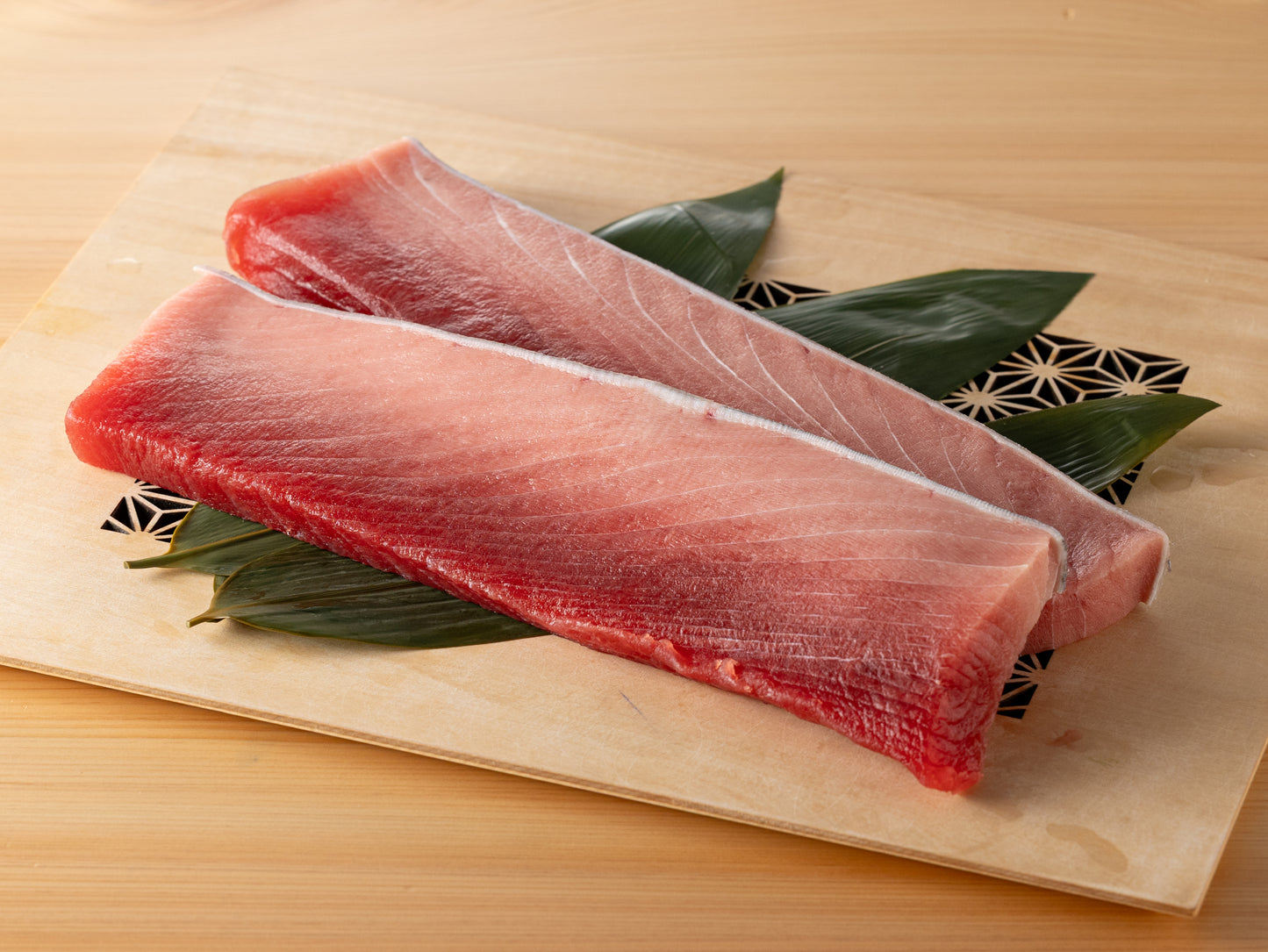 メバチマグロの中トロの藁焼き